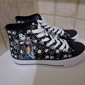 Nightmare Before Christmas High-Top Shoes size 8